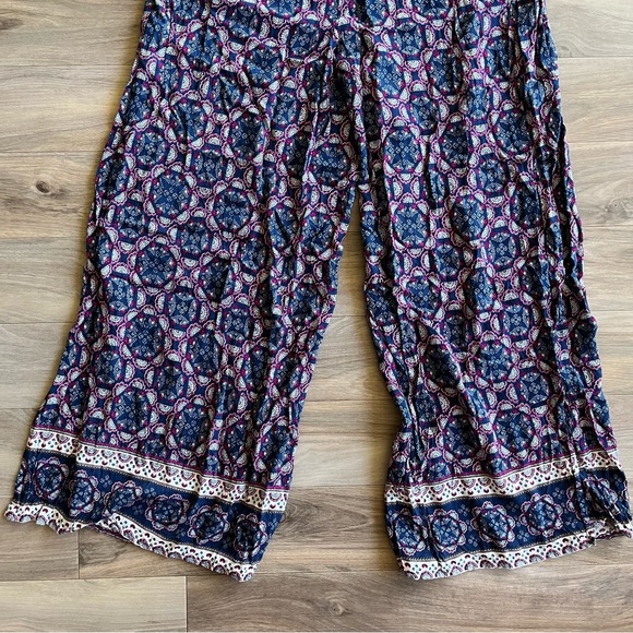 GiGiO Wide Leg Cropped Pants - Picture 9 of 9